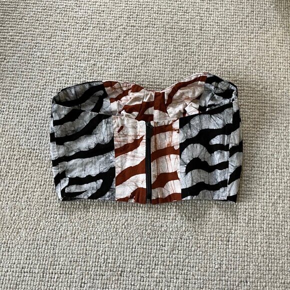 Studio 189 Zip-Back Crop Top - Picture 8 of 9